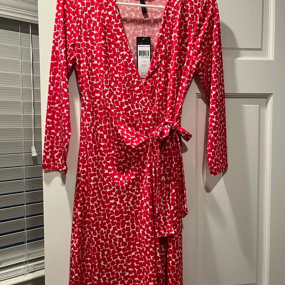 NWT Wrap dress BCBG